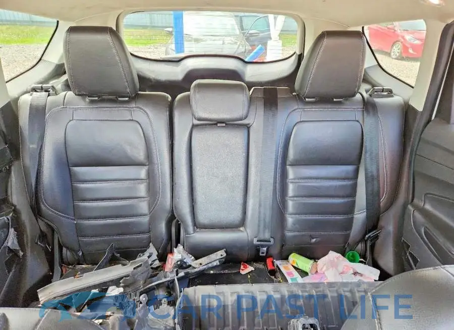 1FMCU9J95JUA15036# 10
