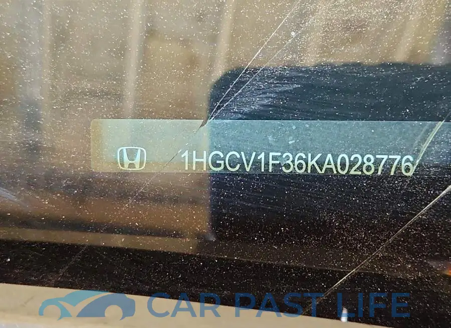 1HGCV1F36KA028776# 12