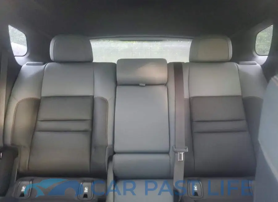 3GPKHXRJ1RS511033# 10