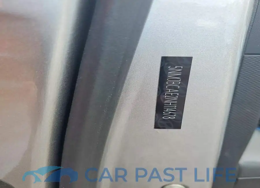 5NMJBCAE2NH114678# 13