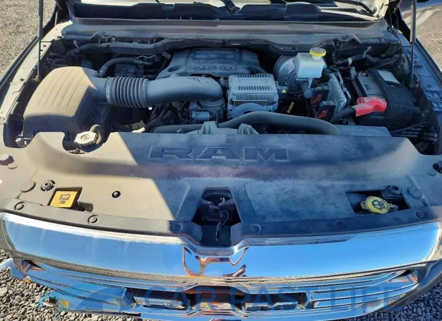 1C6SRFJT4MN818230# 11