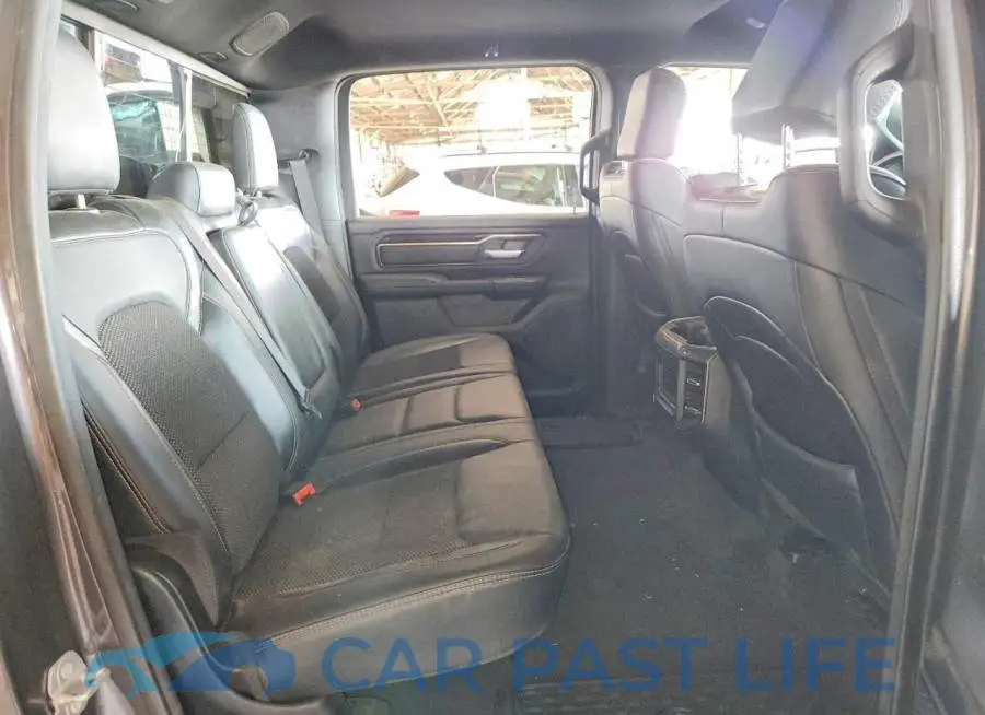 1C6SRFLT9MN571722# 10