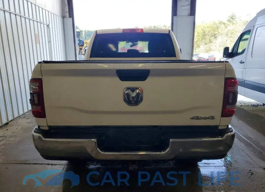 3C6UR5CJ1RG124724# 6