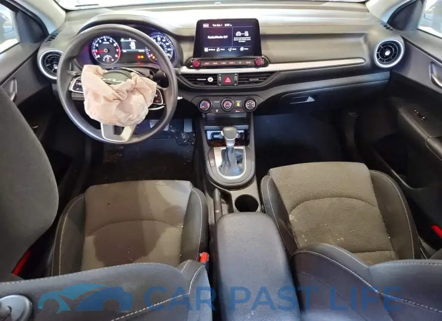 3KPF24AD0RE741024# 8
