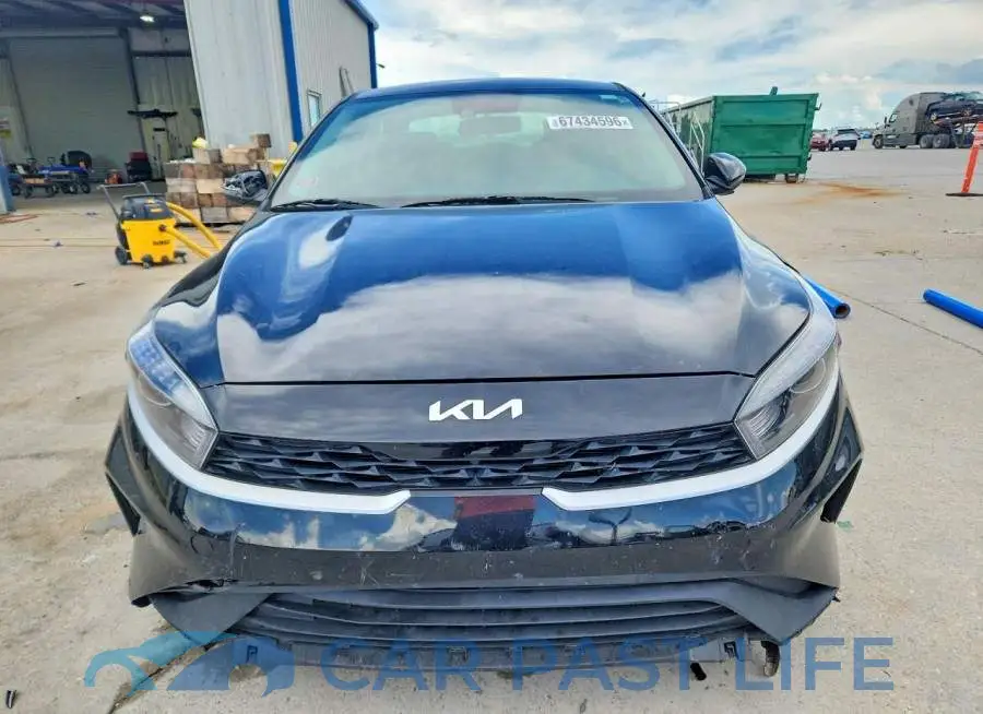 3KPF24AD3PE655946# 5