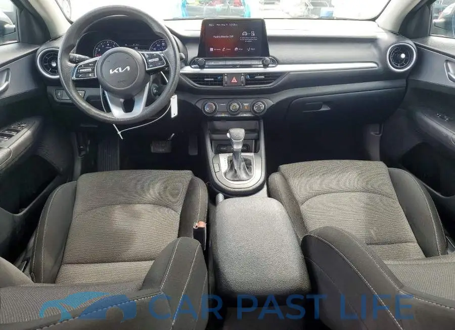 3KPF24AD6PE544047# 8