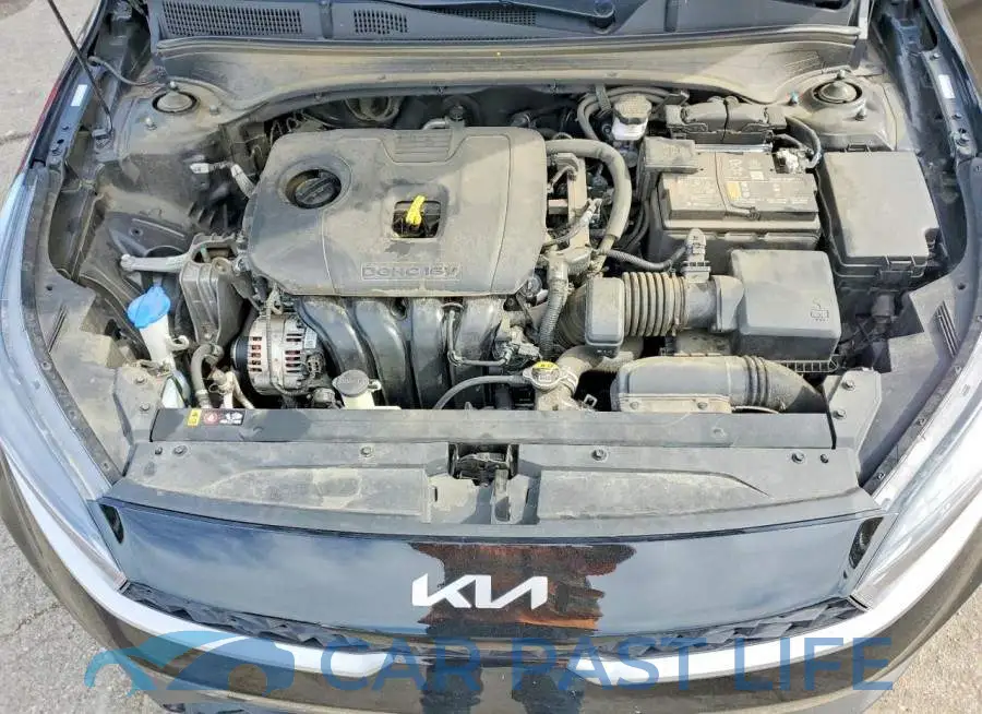 3KPF24AD9RE772501# 11