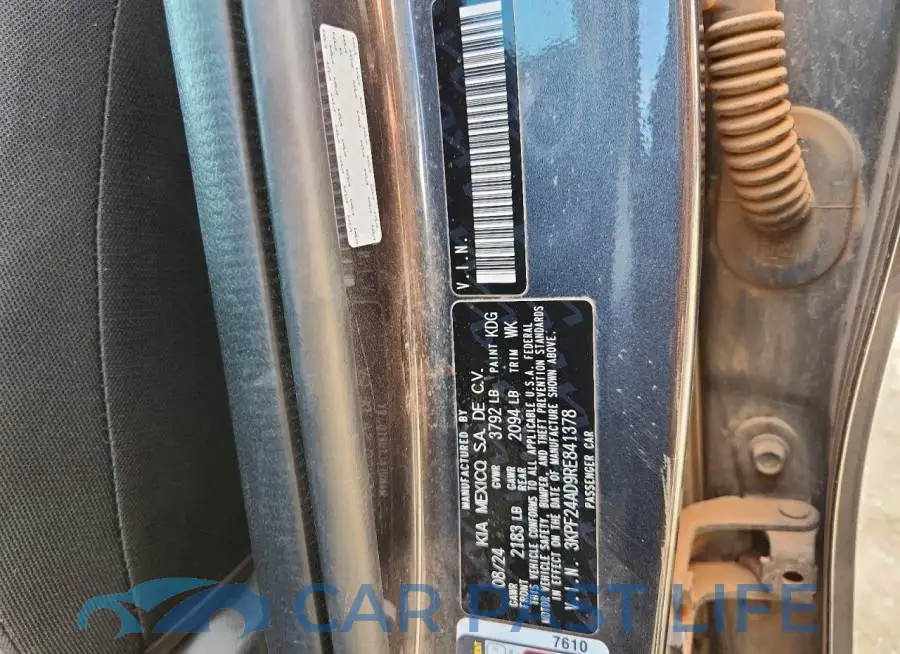 3KPF24AD9RE841378# 12