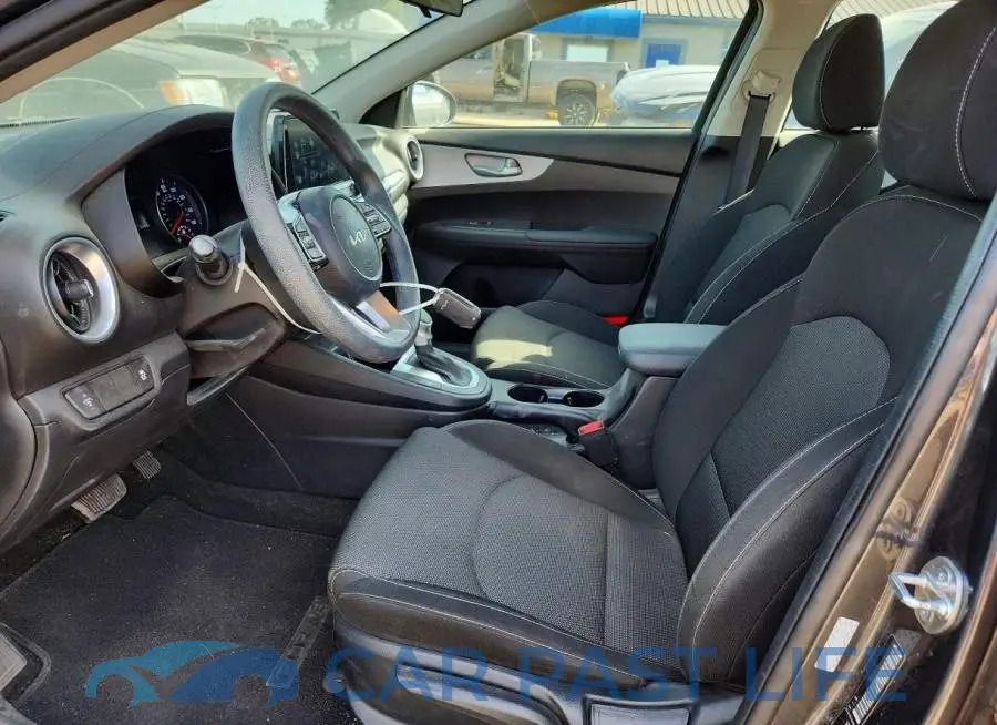 3KPF24AD9RE841378# 7
