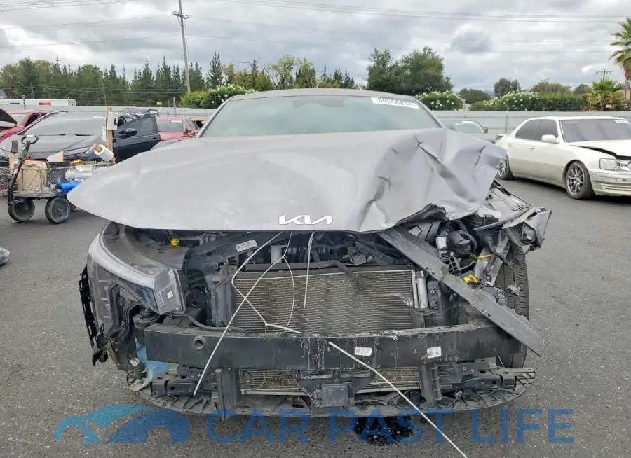 3KPFW4DE4SE083562# 5