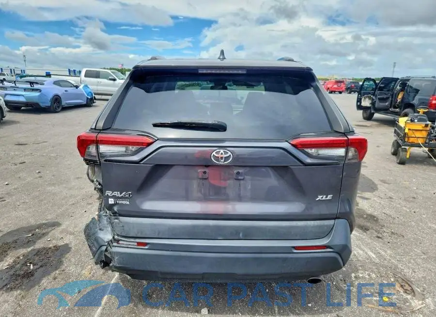 2T3W1RFV4MW103907# 6