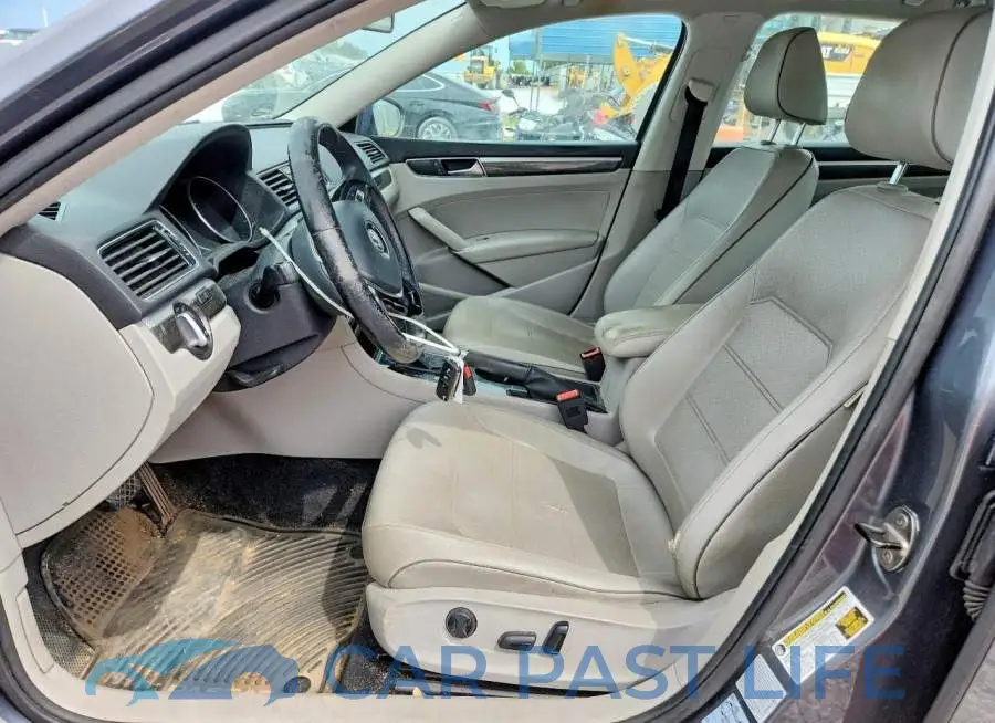 1VWBT7A38HC025673# 7