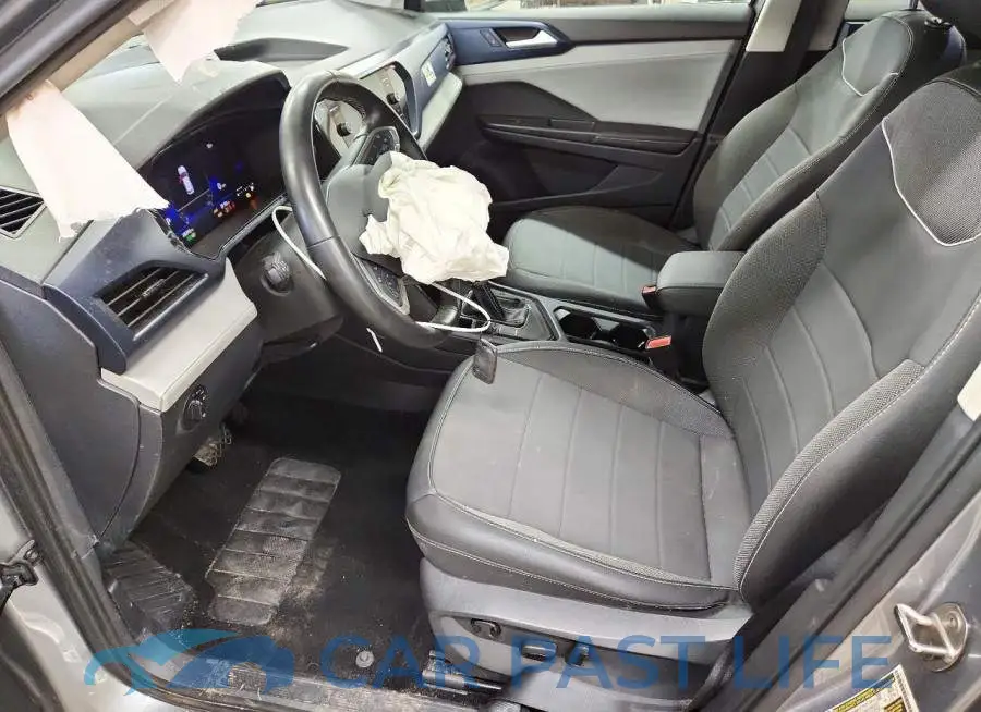 3VVEX7B29RM131173# 7