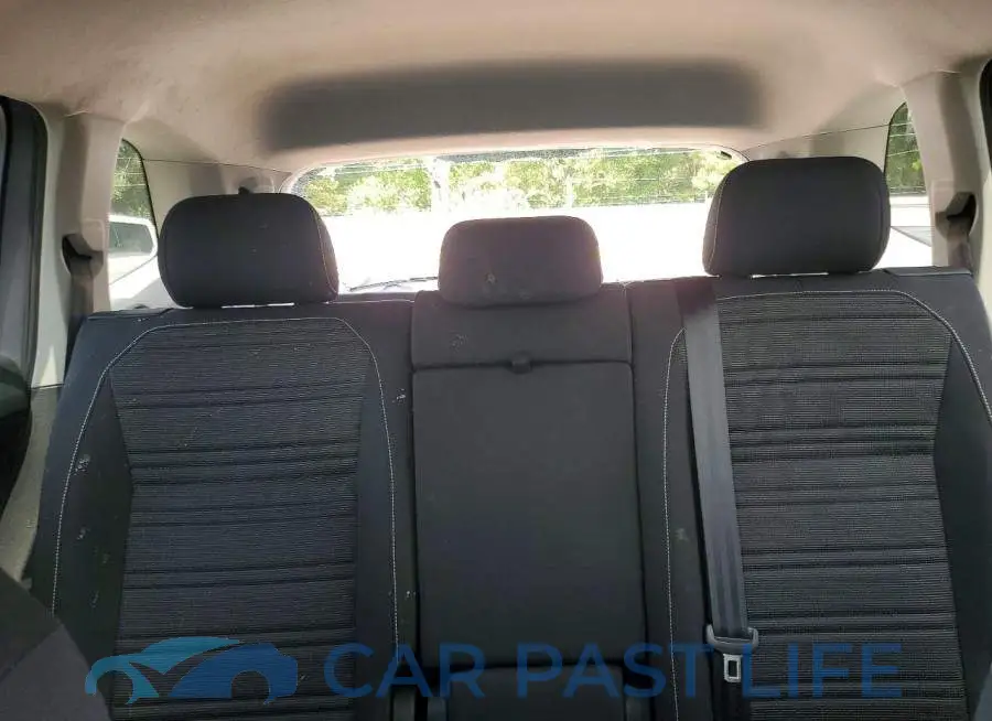 3VVRB7AX7RM233715# 10