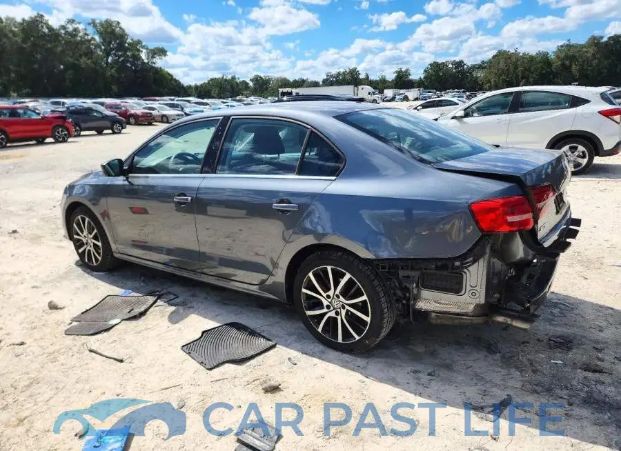 3VW2B7AJ0HM217718# 2