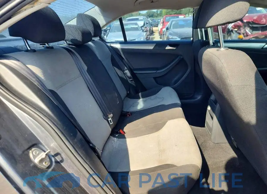 3VW2B7AJ2HM361691# 10