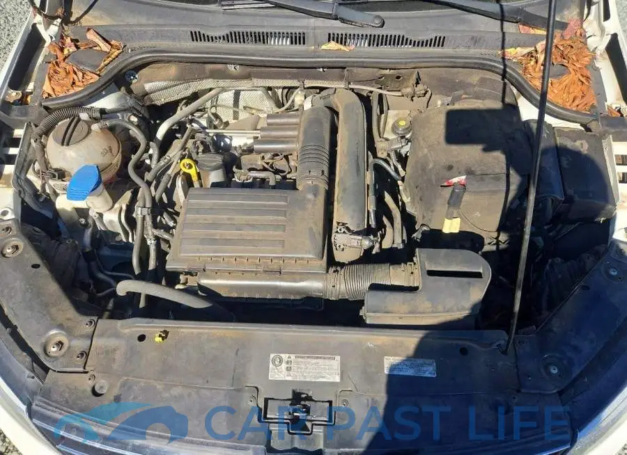 3VW2B7AJ5HM415050# 11