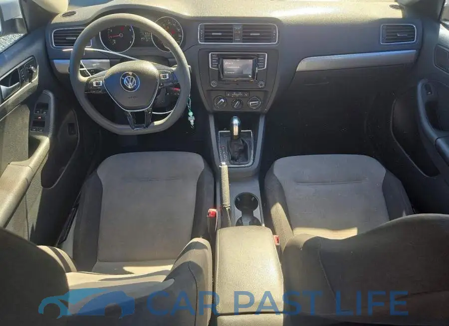 3VW2B7AJ5HM415050# 8