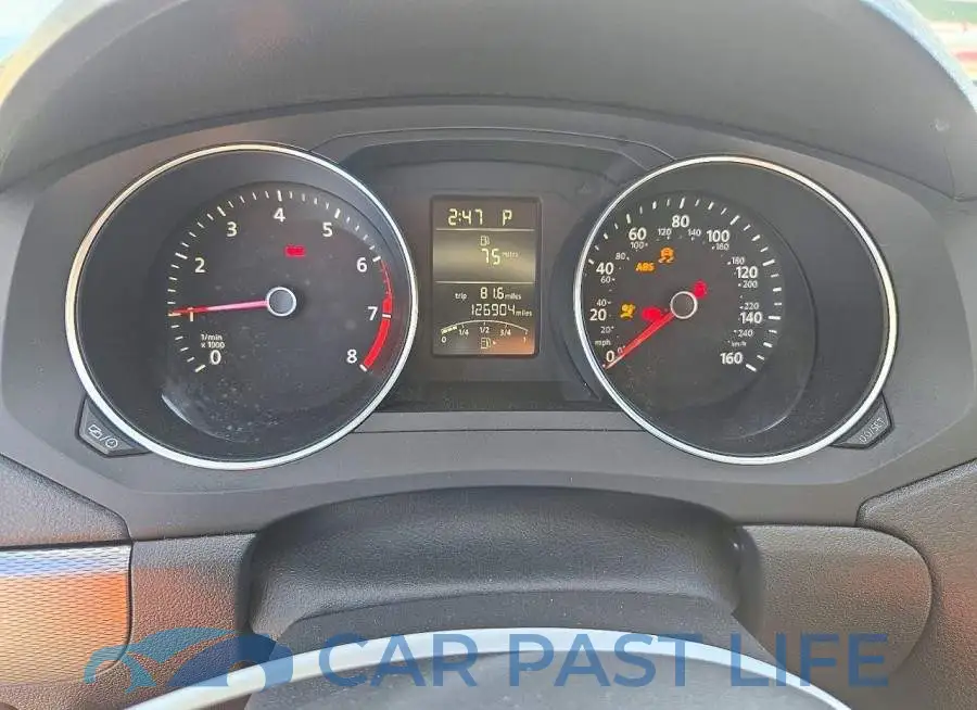 3VW2B7AJ5HM415050# 9