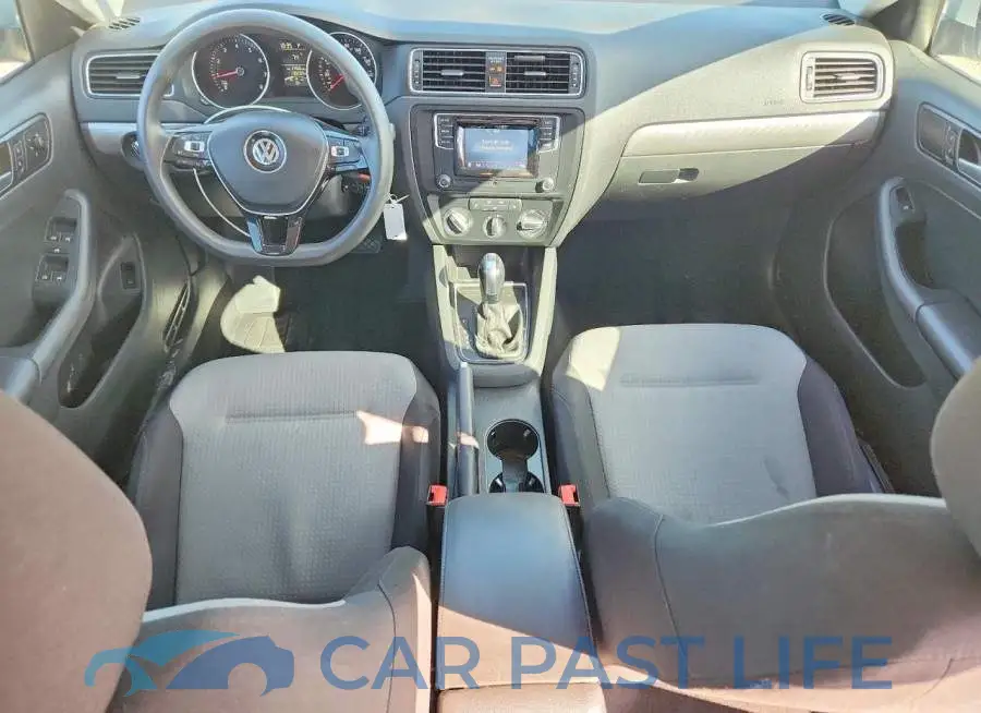 3VW2B7AJ9HM405153# 8