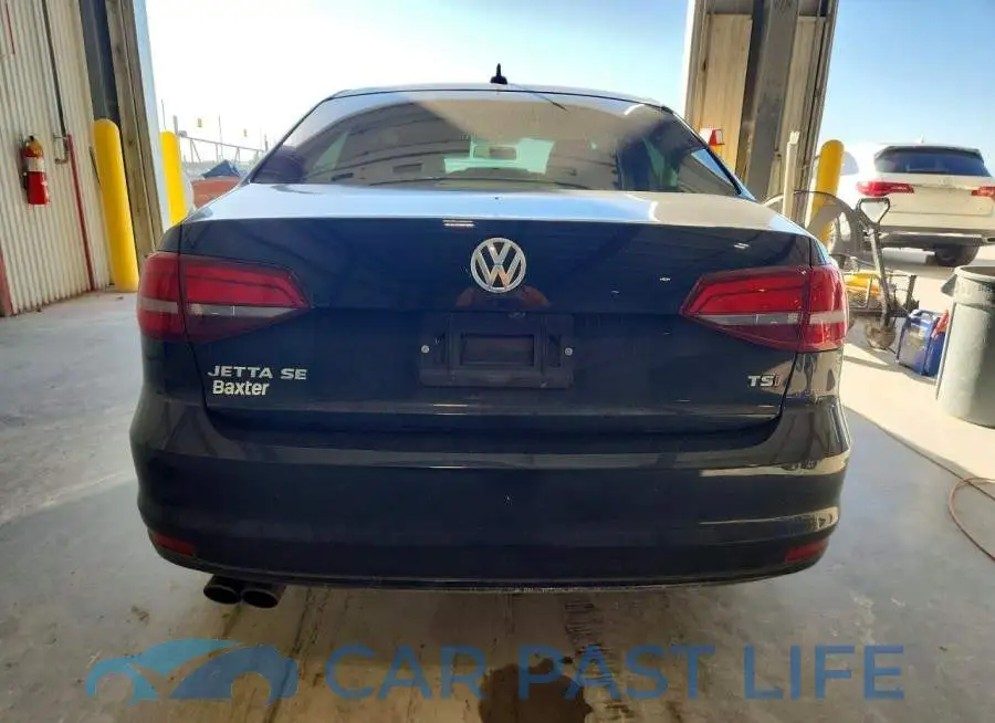 3VWDB7AJXHM240268# 6