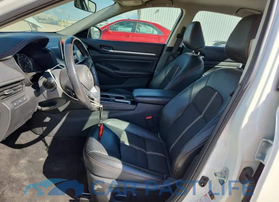 1N4BL4CV5RN385267# 7