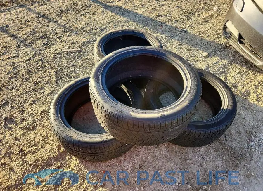WP1AG2A51HLB50939# 13