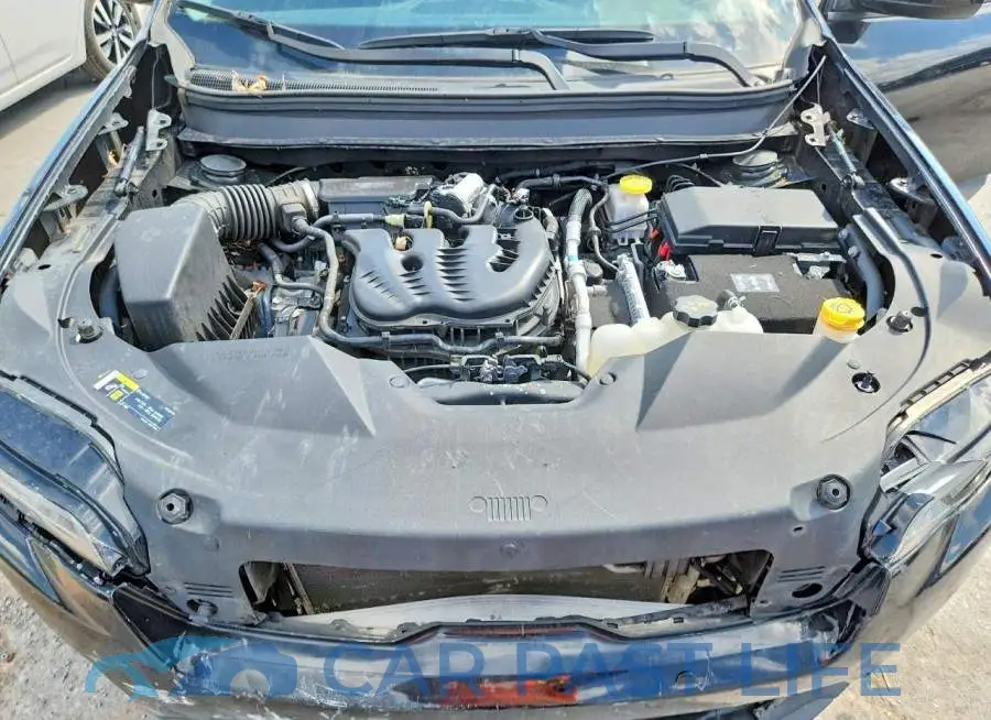 1C4PJMCX1LD638623# 11