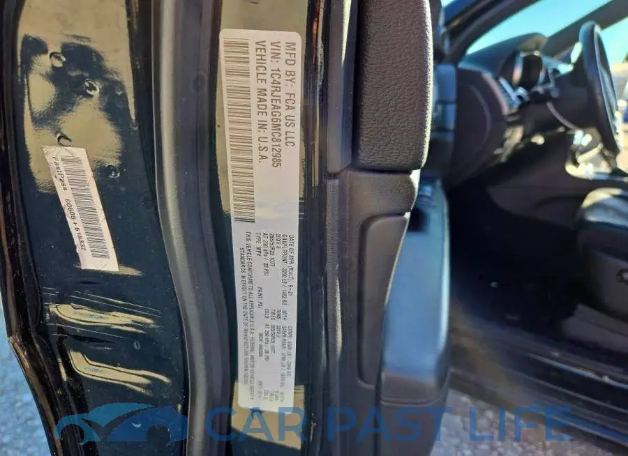 1C4RJEAG6MC812985# 14