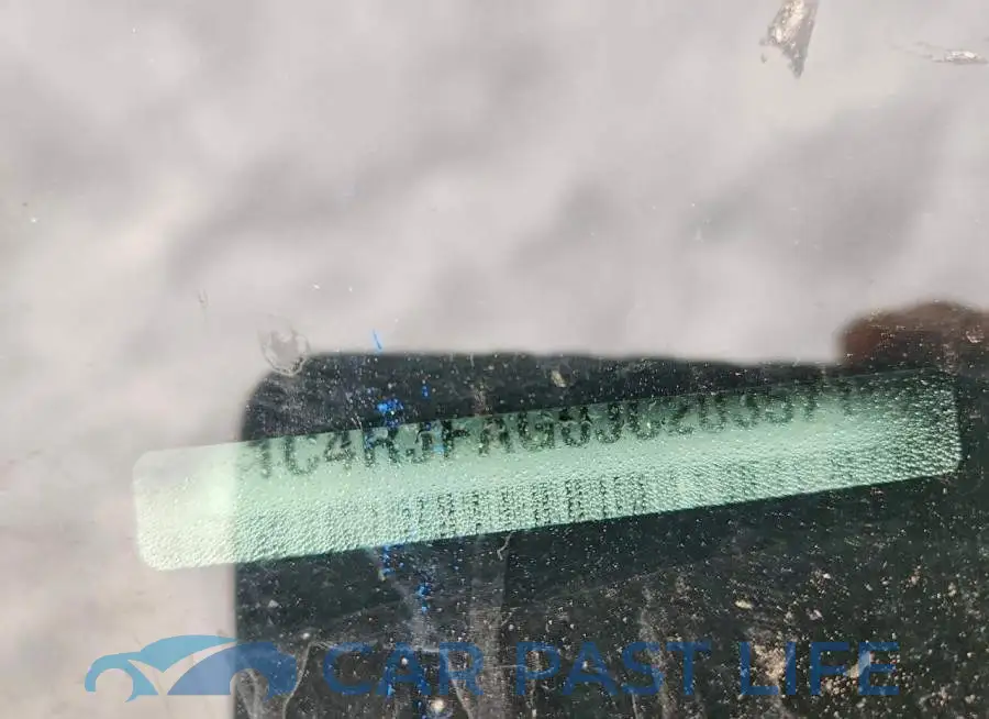 1C4RJFAG0JC203571# 13