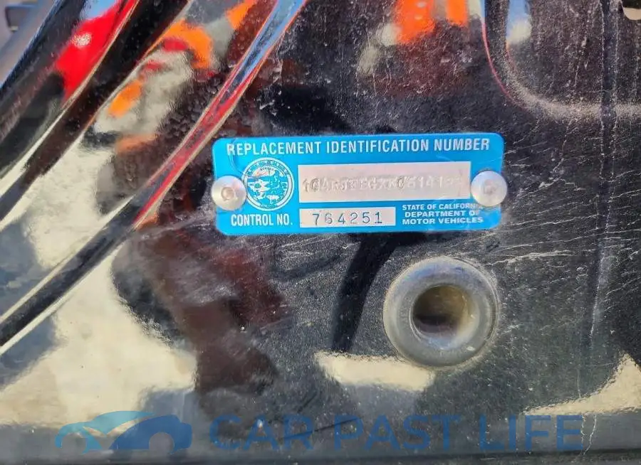 1C4RJFBGXKC614122# 13