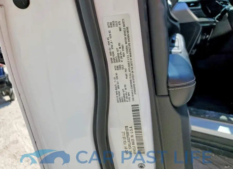 1C4RJJAG2P8891278# 14