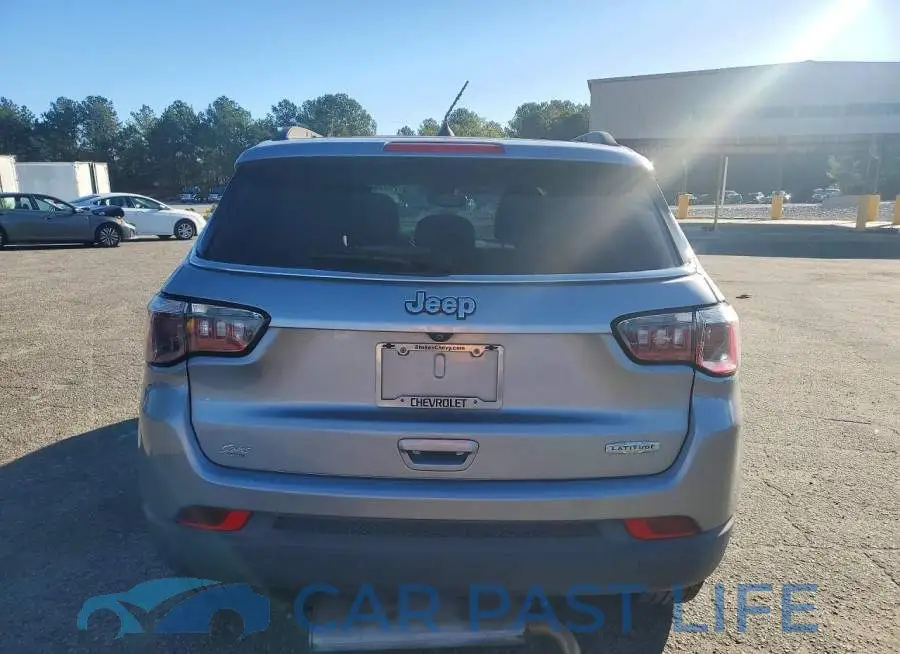 3C4NJCBB3JT293318# 6