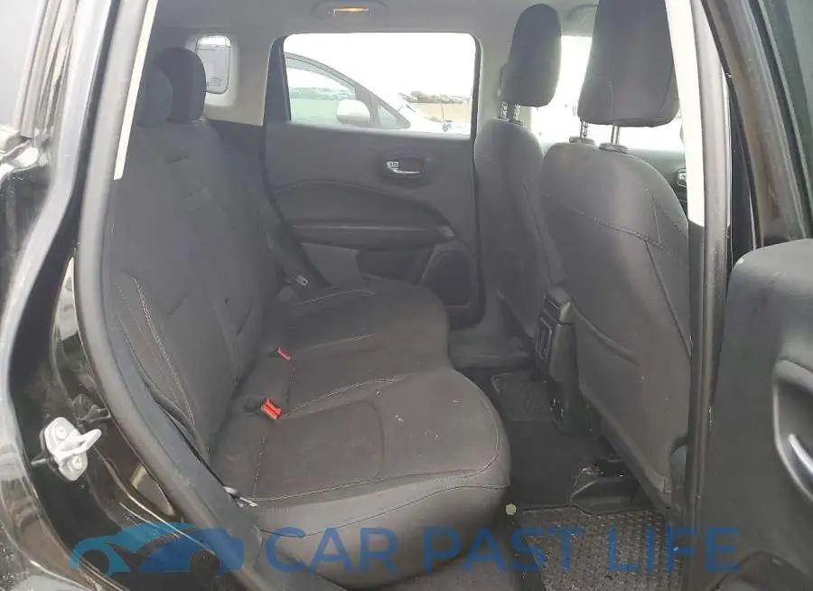 3C4NJDAB3KT621409# 11