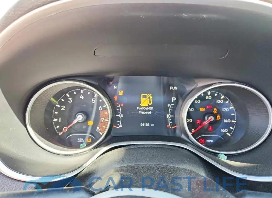 3C4NJDBB5JT401489# 9