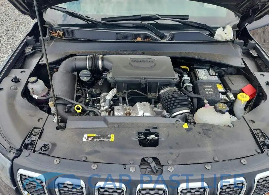 3C4NJDBN5PT509582# 12