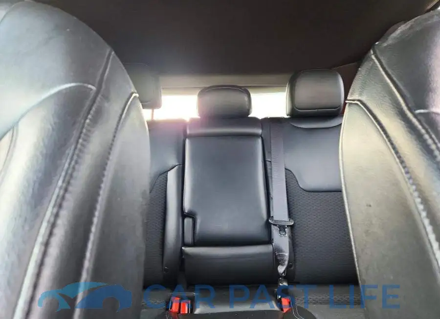 3C4NJDBN7ST595650# 10