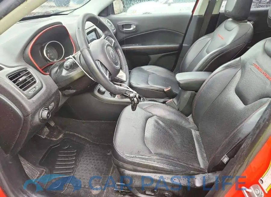 3C4NJDDB5JT168615# 7