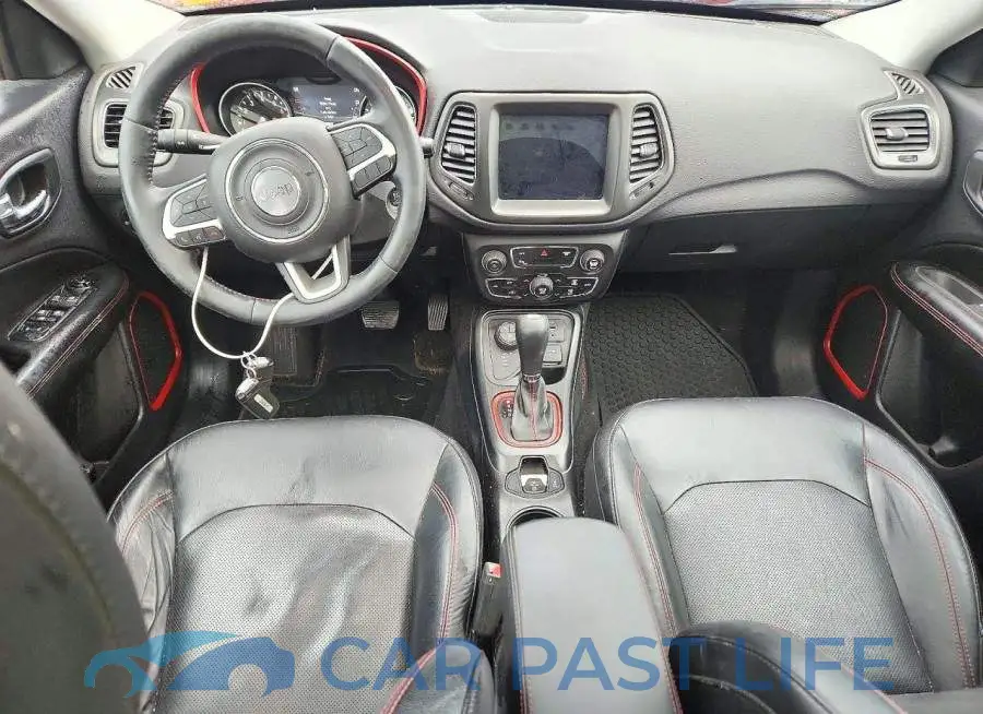 3C4NJDDB5JT168615# 8