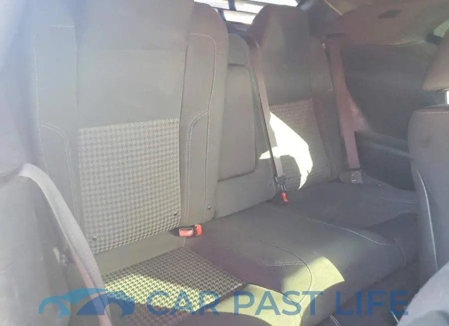 2C3CDZAG0JH333771# 10