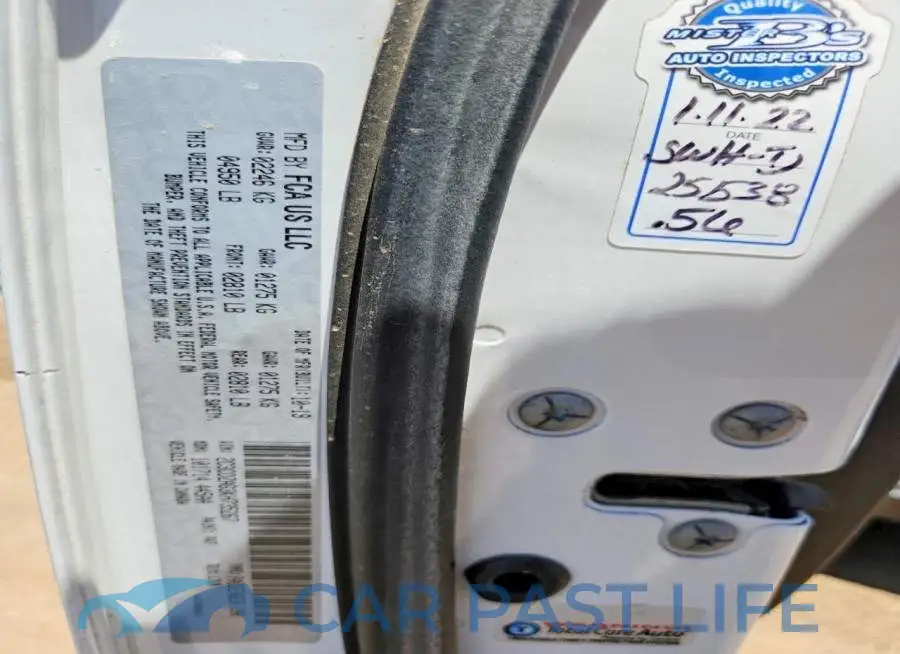 2C3CDZAG3KH735267# 13