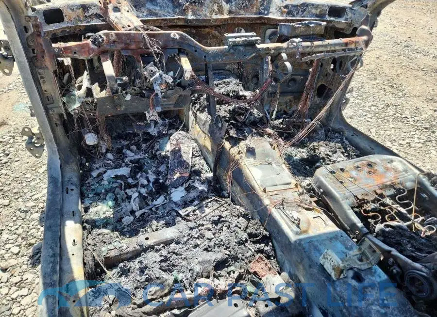 2C3CDZFJ6NH245723# 8