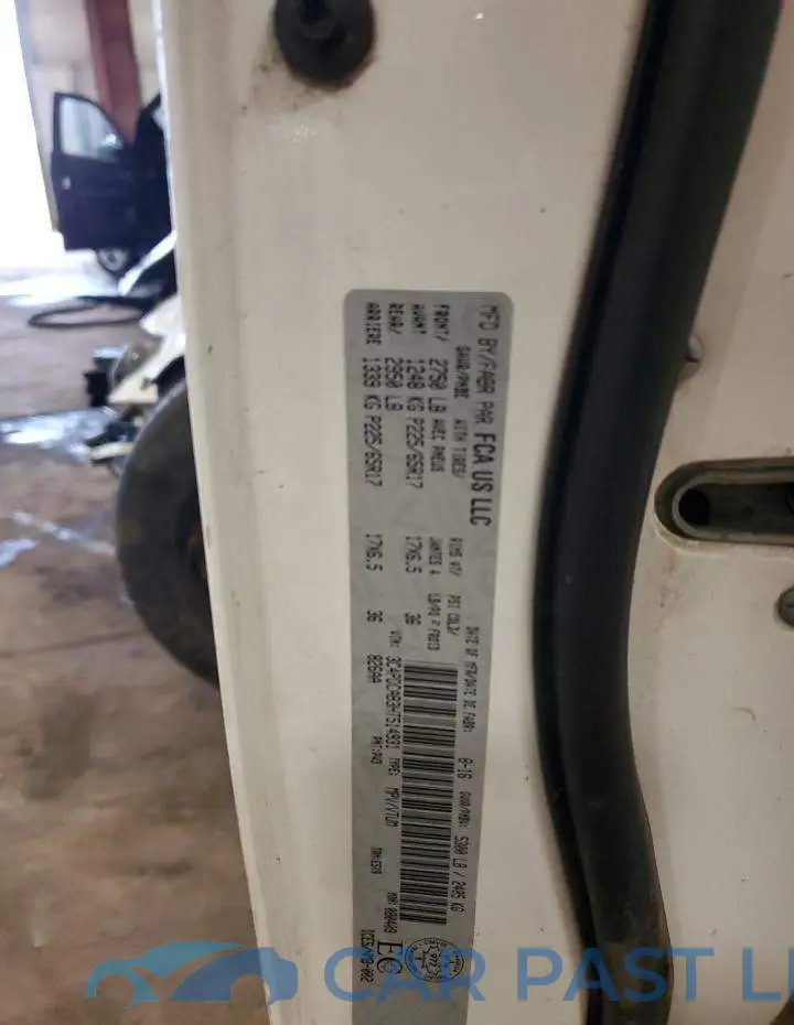 3C4PDCAB3HT514931# 13