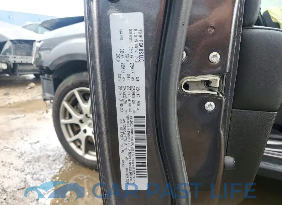 3C4PDDEG1JT390112# 13