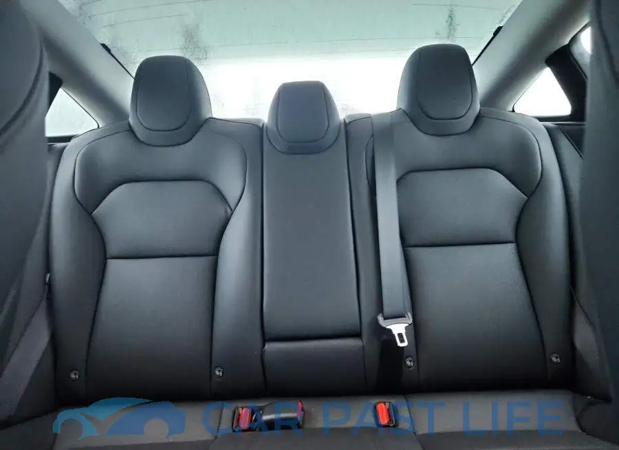 5YJ3E1EA2SF042180# 10