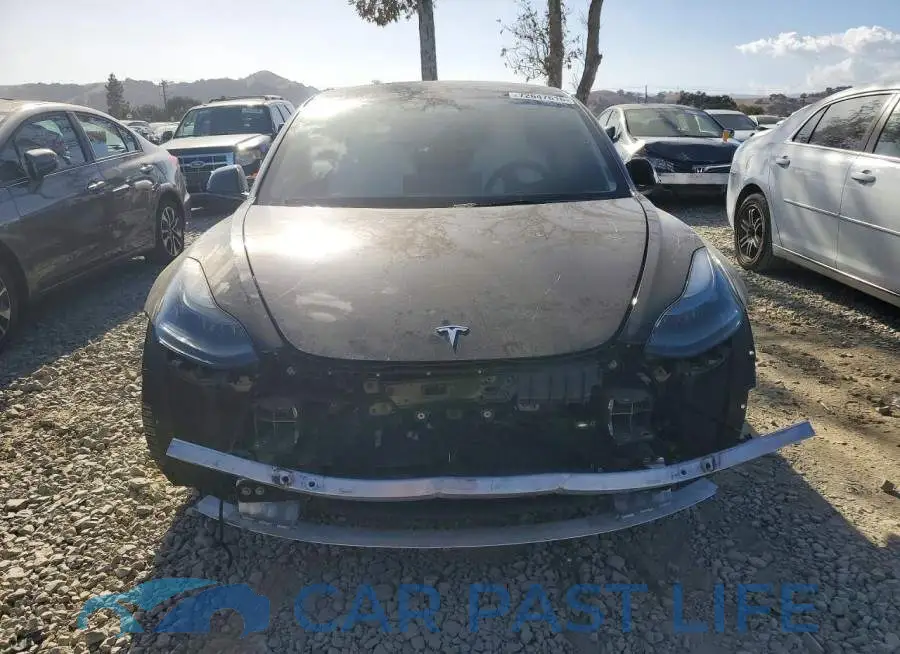 5YJ3E1EB5NF363112# 5