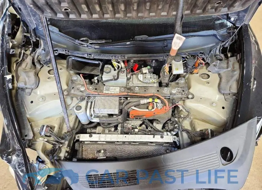 5YJ3E1EB9NF290603# 11