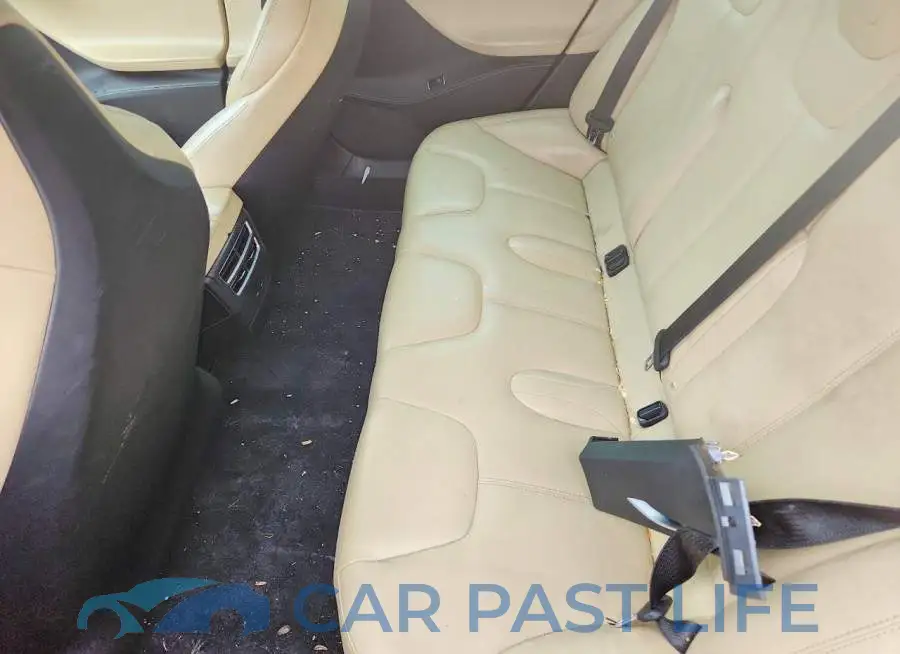 5YJSA1E28HF186549# 10