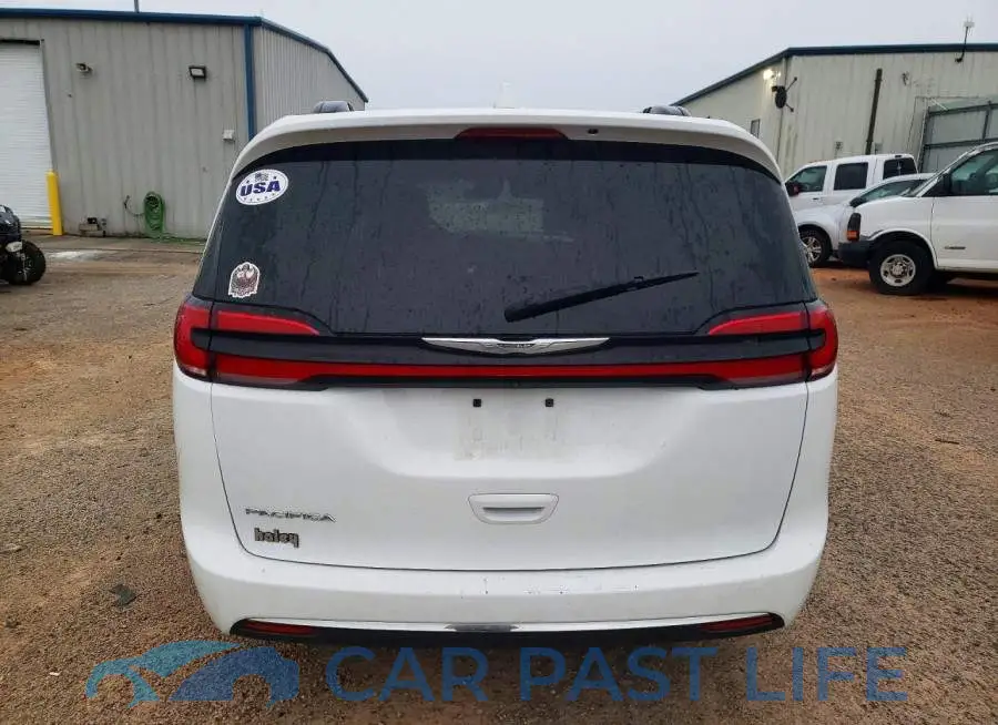 2C4RC1BG2NR168959# 6