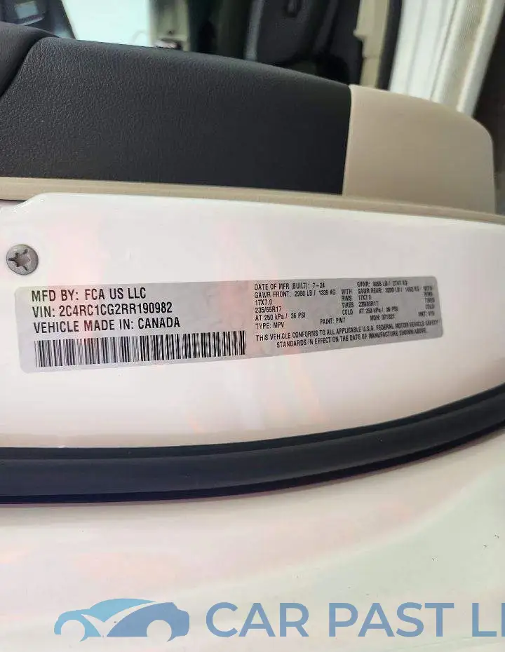 2C4RC1CG2RR190982# 13